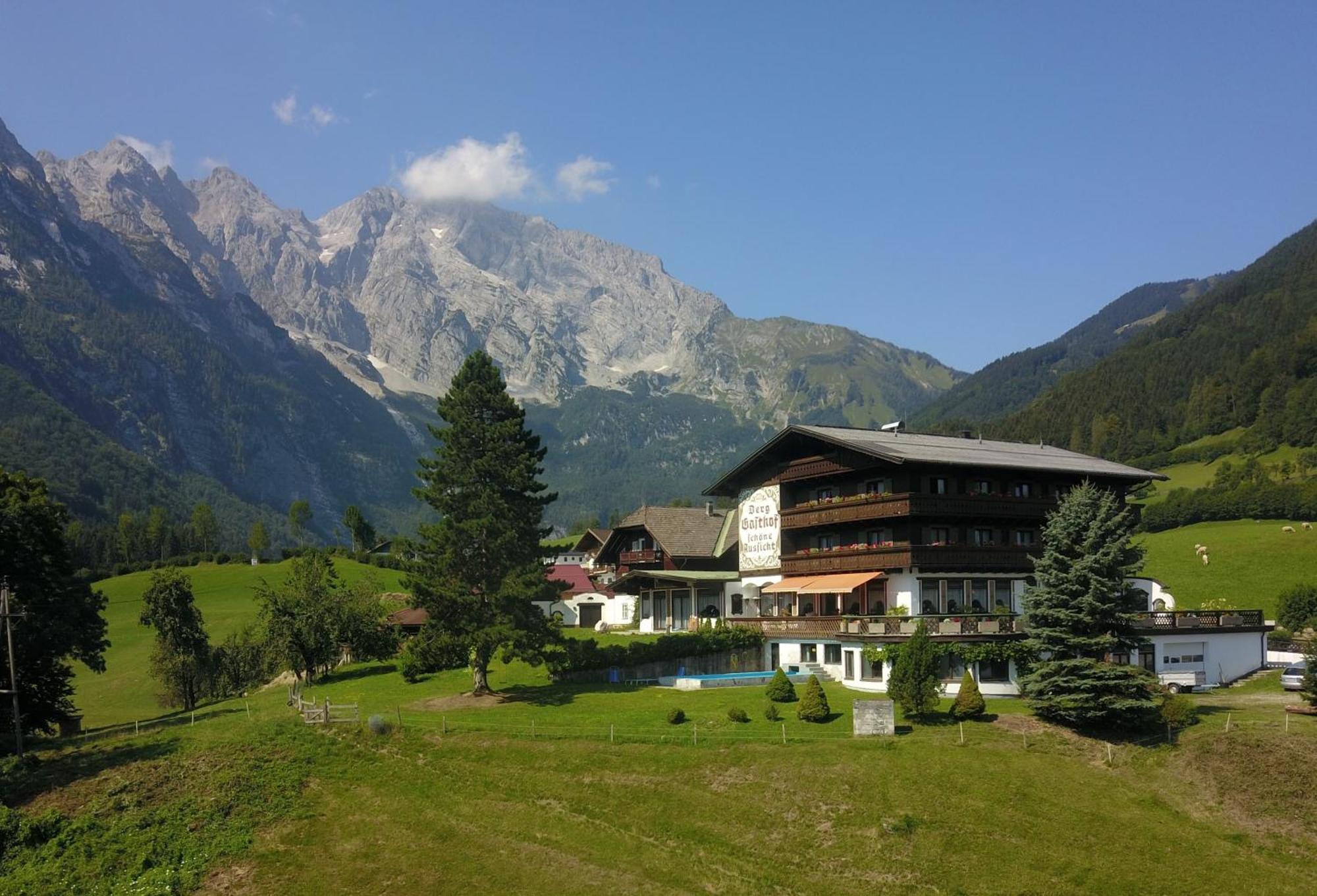 Pension Schoene Aussicht Kuchl Exterior foto